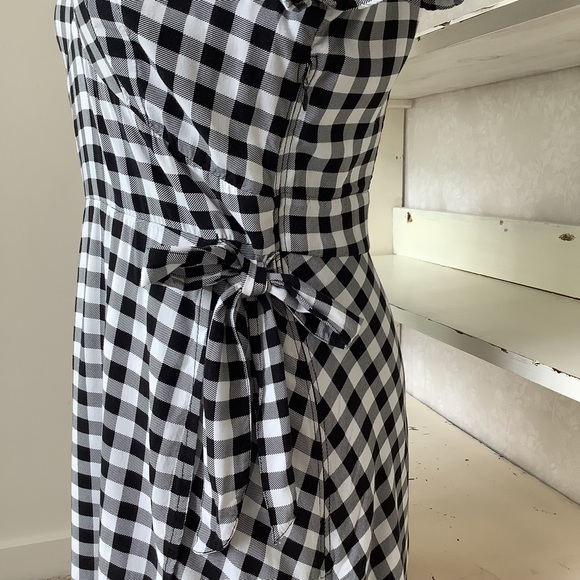 Checkered Summer Dress - Picture 3 of 12